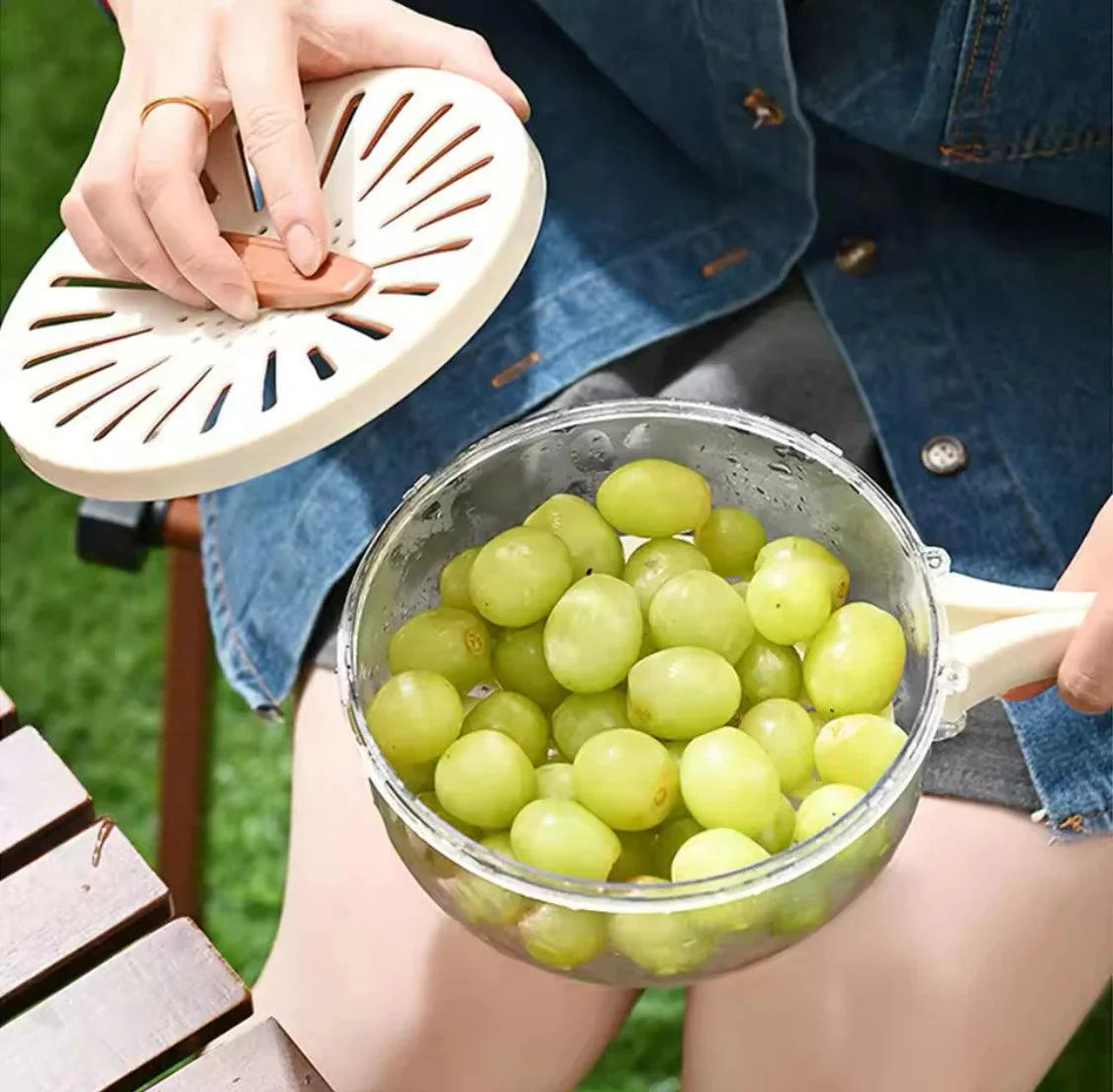 Vegetable and Fruit Washing Bowl for Easy Cleaning and Food Prep