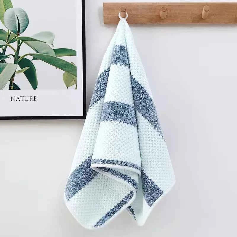 Soft Absorbent Hand Towels for Ultimate Drying Experience