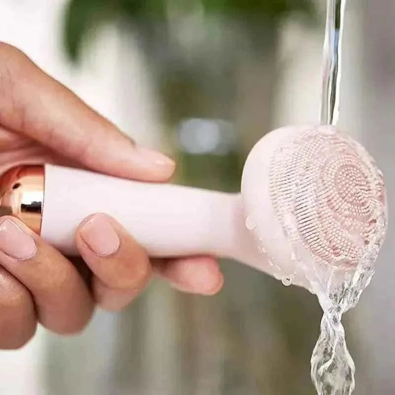 Rechargeable Silicone Facial Cleansing Brush for Deep Cleaning